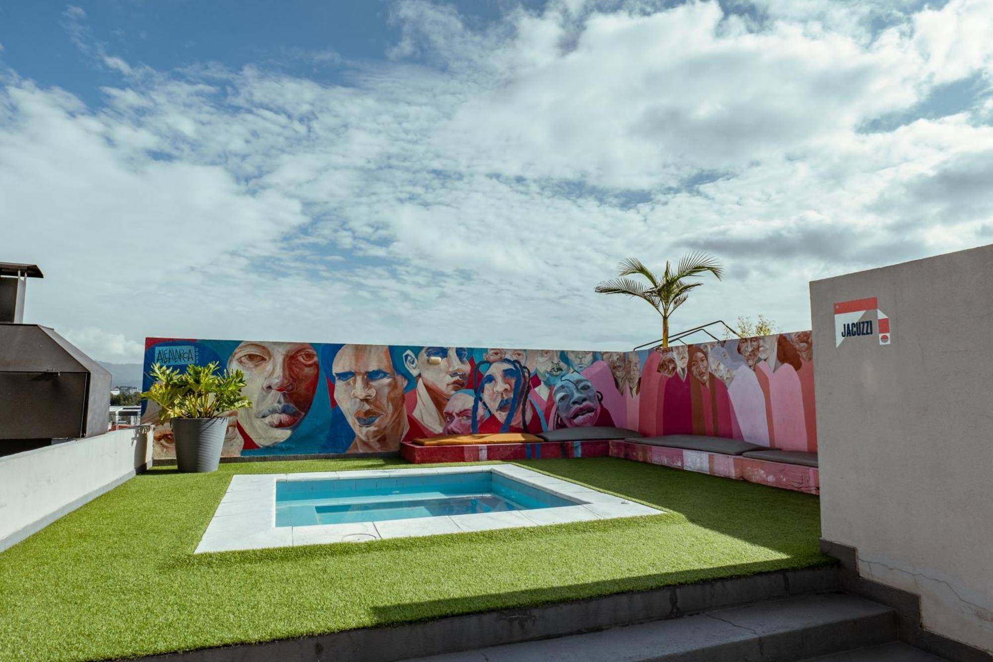 Uma Suites Chía エクステリア 写真